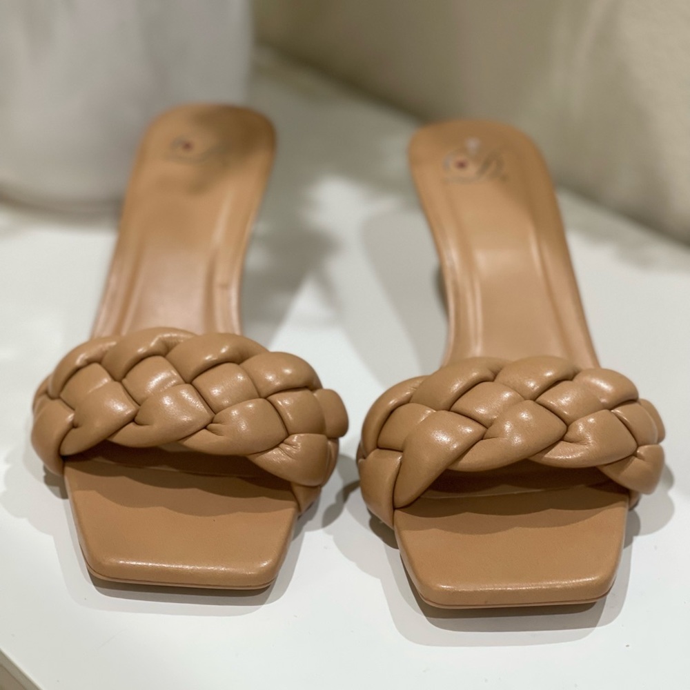 Slide sandals